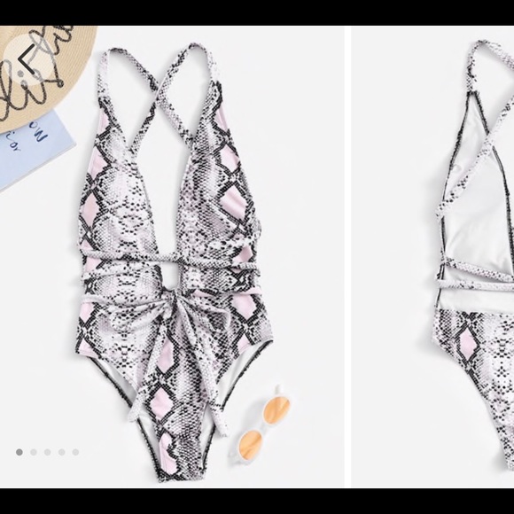 Snakeskin bathing suit - Picture 1 of 5
